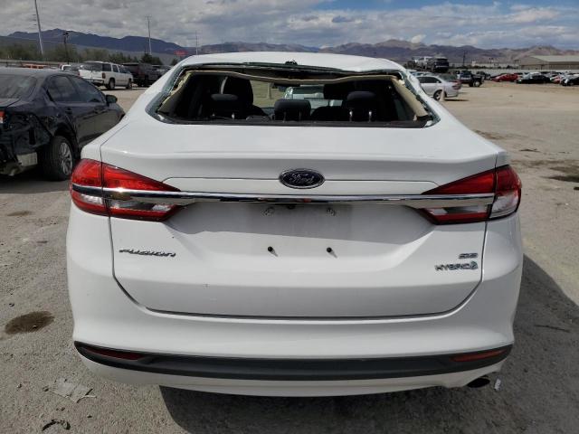 3FA6P0LUXHR316124 Ford FUSION SE