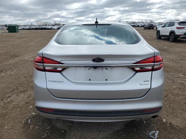 3FA6P0HDXJR130582 Ford FUSION SE