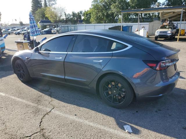 5YJ3E1EA5LF804810 Tesla 2020