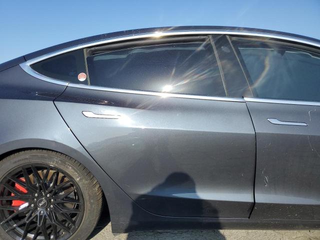 5YJ3E1EC0LF714594 Tesla 2020