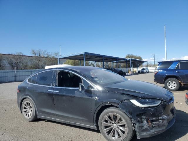 5YJXCAE2XGF029264 Tesla 2016