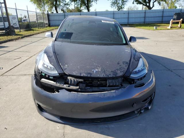 5YJ3E1EAXKF400464 Tesla MODEL 3