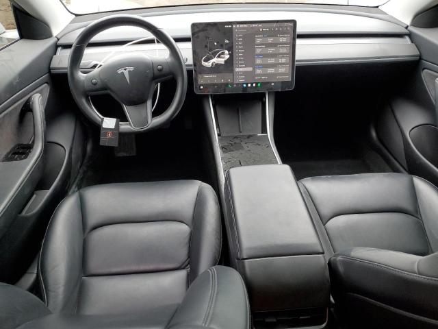 5YJ3E1EA8JF164993 Tesla 2018