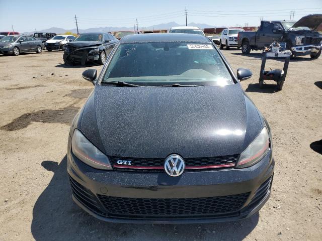 3VW4T7AU0FM039547 Volkswagen 2015