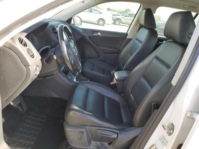 WVGAV7AX6HK016340 Volkswagen TIGUAN S