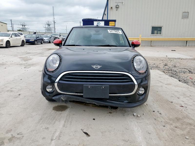 WMWWG5C5XK3E22725 Mini Cooper
