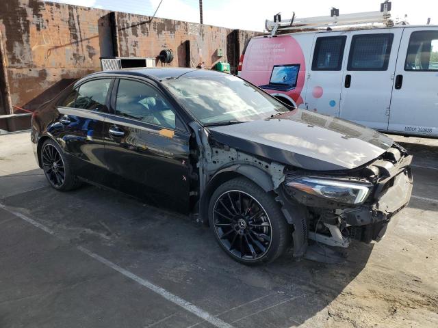 WDD3G4EB6KW005641 Mercedes-Benz A 220