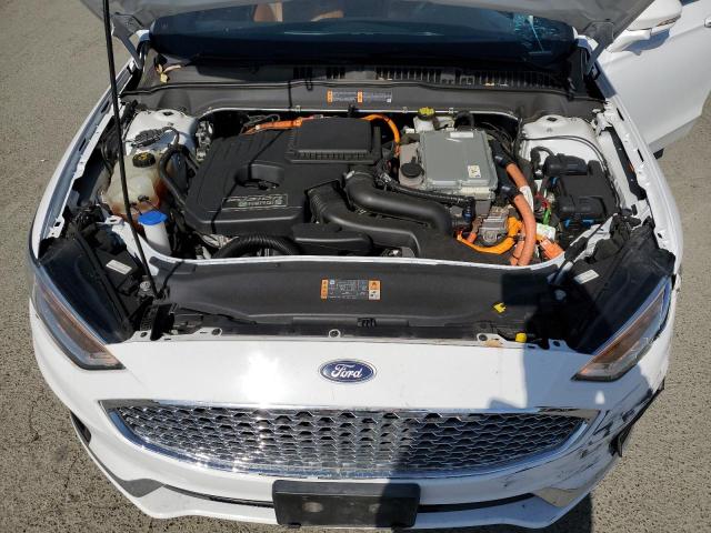 3FA6P0SU5KR238621 Ford 2019