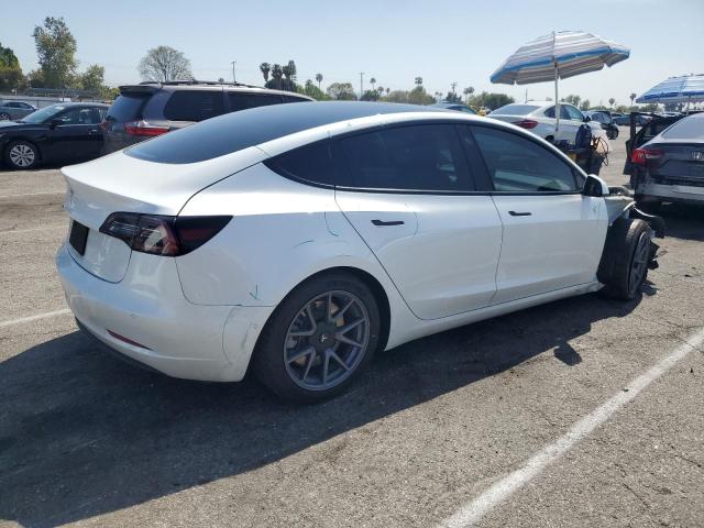 5YJ3E1EA7NF245540 Tesla 2022