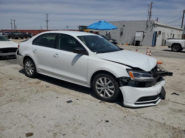 3VWD17AJ4FM338597 Volkswagen 2015