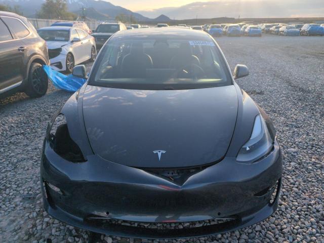 5YJ3E1EC6MF072920 Tesla 2021