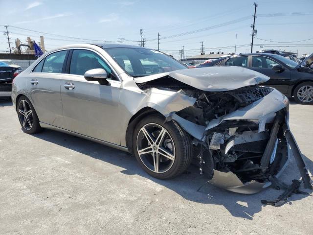 WDD3G4FB9KW002554 Mercedes-Benz m260