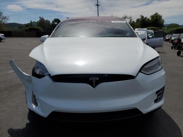 5YJXCAE29JF136278 Tesla 2018