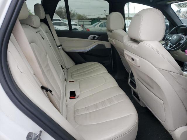 5UXCR6C51KLL01597 BMW X5 XDRIVE4