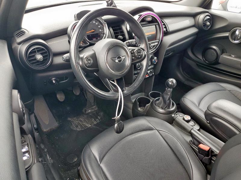 WMWWG5C5XK3E22725 Mini Cooper