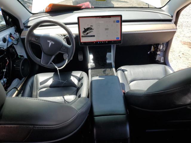 5YJ3E1EC1LF736281 Tesla 2020