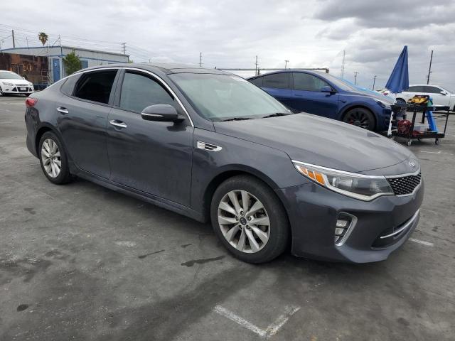 5XXGT4L32JG245725 KIA Optima Lx