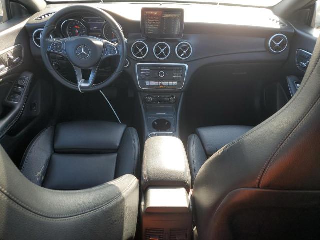 WDDSJ4GBXJN529406 Mercedes-Benz CLA 250 4M