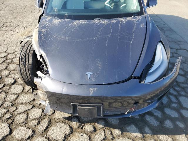 5YJ3E1EC0LF714594 Tesla 2020