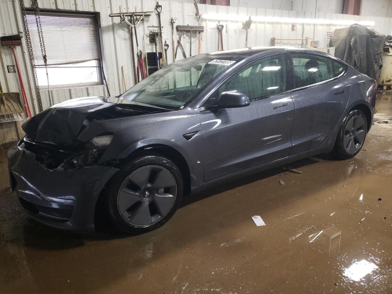 Auction sale of the 2022 TESLA MODEL 3 , vin: 5YJ3E1EA8NF372507, lot number: 52572705
