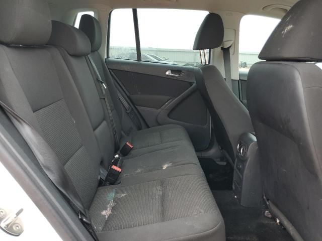 WVGAV7AX1JK003887 Volkswagen TIGUAN LIM