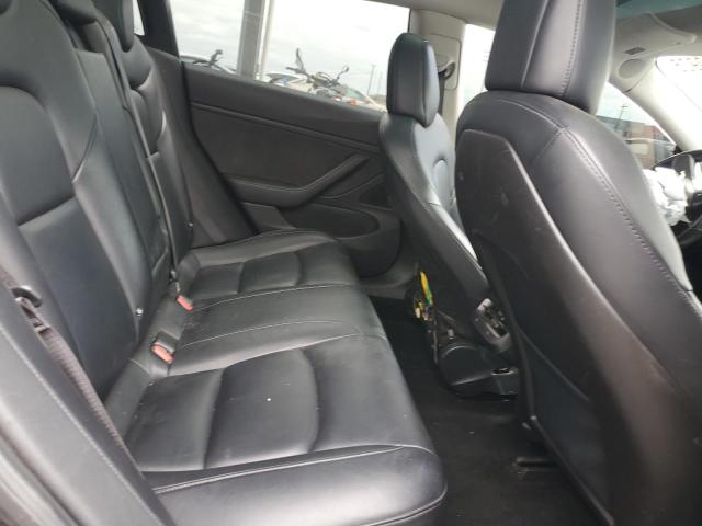 5YJ3E1EA9JF037833 Tesla 2018