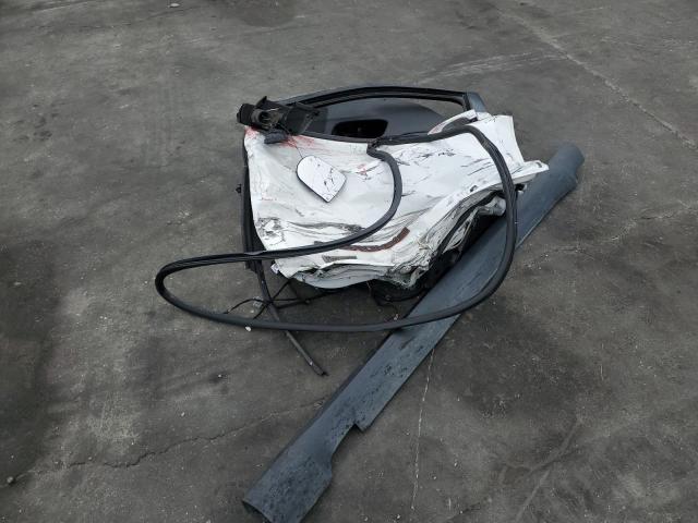 1C4PJLCB6HW554338 Jeep CHEROKEE L