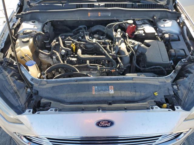 3FA6P0HD9KR171738 Ford FUSION SE