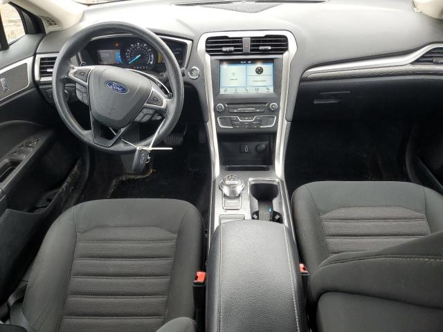 3FA6P0HDXJR130582 Ford FUSION SE
