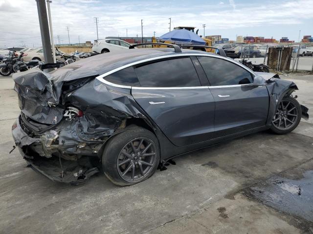 5YJ3E1EA9JF037833 Tesla 2018
