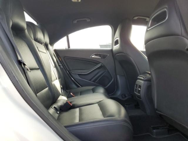 WDDSJ4EB3JN502096 Mercedes-Benz m270
