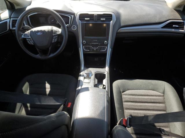 3FA6P0HD2KR211917 Ford FUSION SE