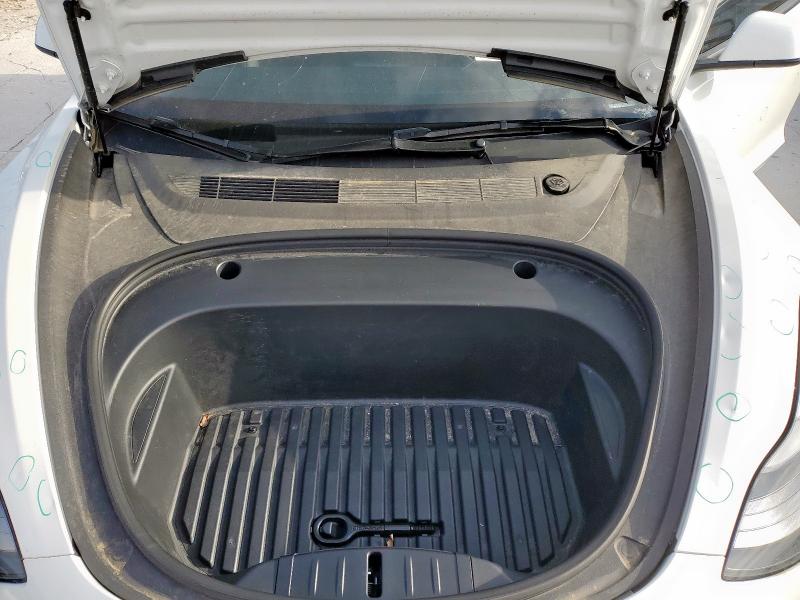 5YJ3E1EA1PF677494 Tesla MODEL 3