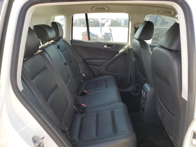 WVGAV7AX6HK016340 Volkswagen TIGUAN S