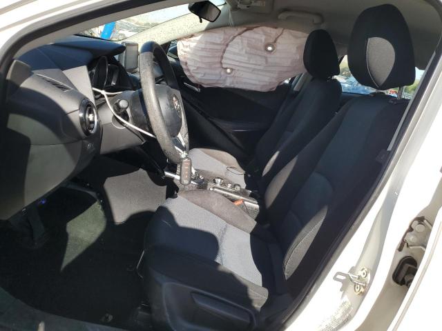 3MYDLBYV6HY184738 Toyota YARIS IA