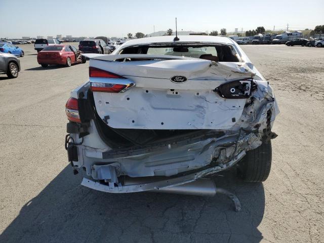3FA6P0SU5KR238621 Ford 2019