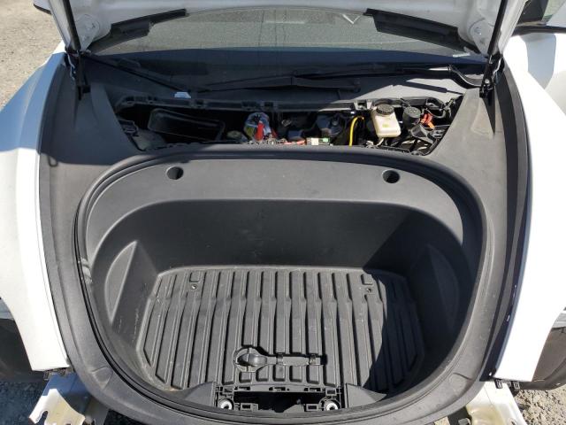 5YJ3E1EAXPF541042 Tesla 2023