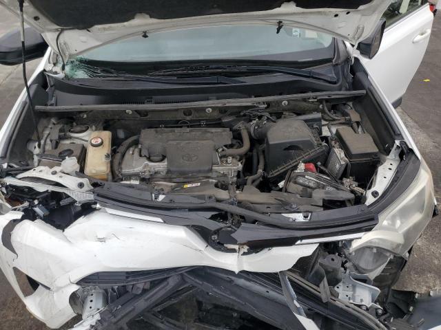JTMZFREV3JJ207525 Toyota RAV4 LE