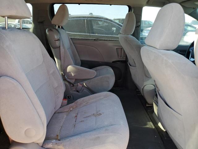 5TDKK3DC3GS706864 Toyota SIENNA LE