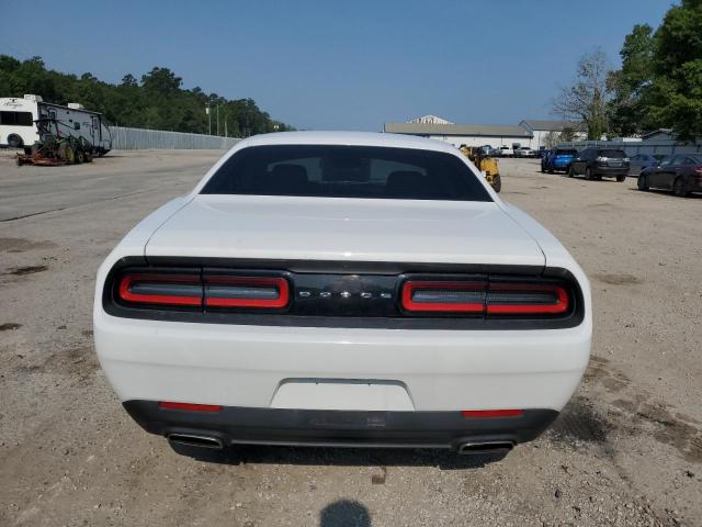 2C3CDZAG3GH101898 Dodge Challenger Sxt