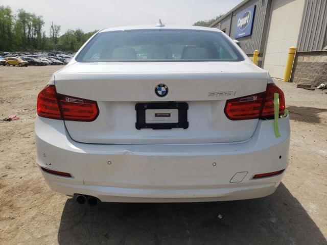 WBA3A5C52FF610015 BMW 328 I
