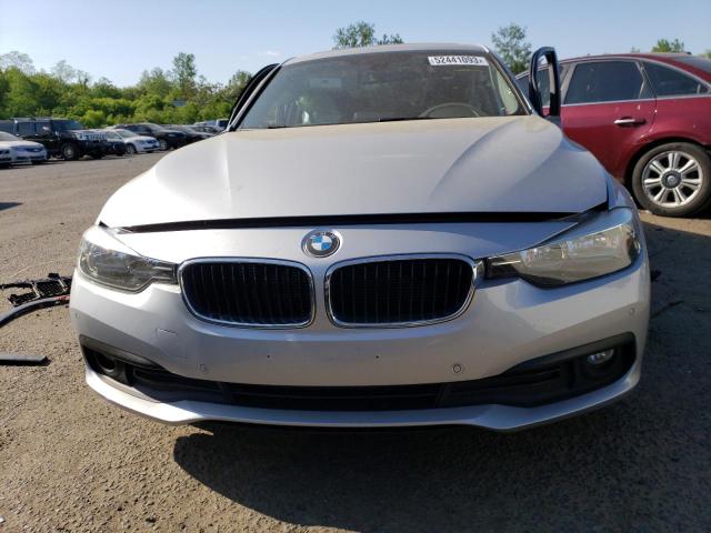 WBA8E5G51HNU41571 BMW 320 XI