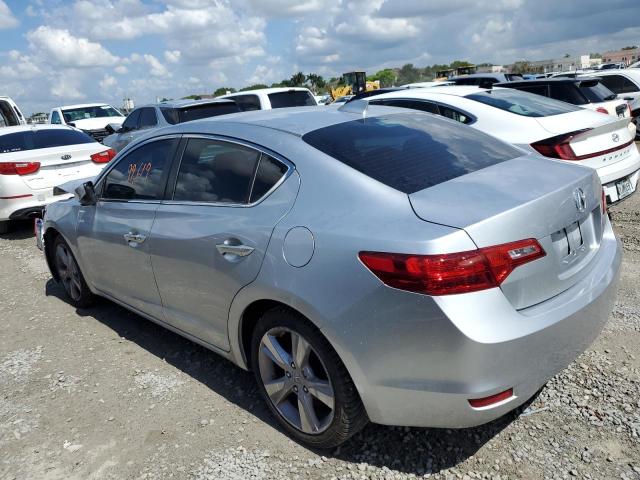 19VDE1F33EE002472 Acura ILX 20