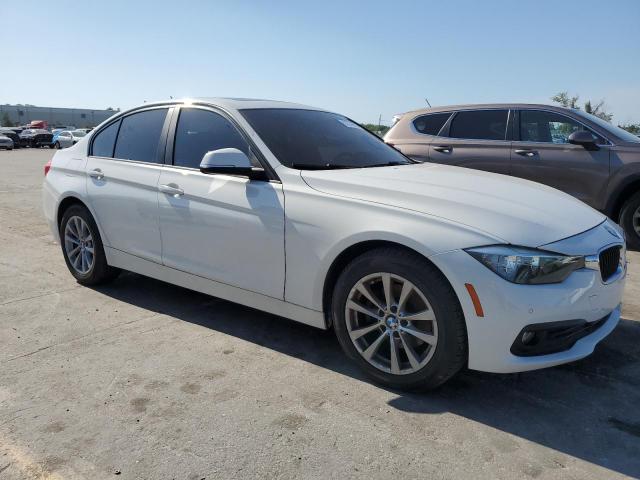WBA8E5G59GNU21552 BMW 320 XI