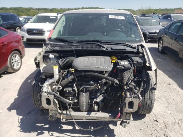 2C4RDGBG8FR724919 Dodge Grand Caravan Se