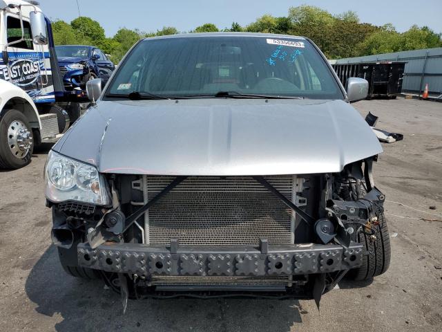 2C4RDGBG8HR595230 Dodge Grand Caravan Se