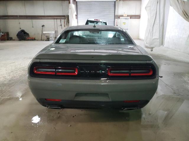2C3CDZAG6JH339574 Dodge Challenger Sxt
