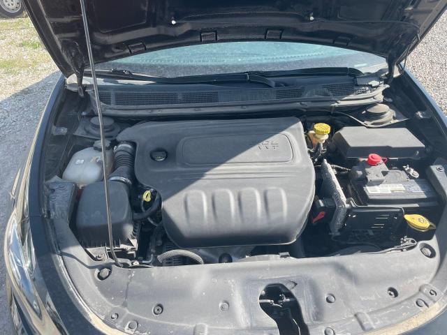 1C3CDFAA2GD506895 Dodge DART SE