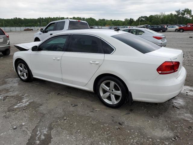 1VWBV7A34FC101882 Volkswagen PASSAT SE