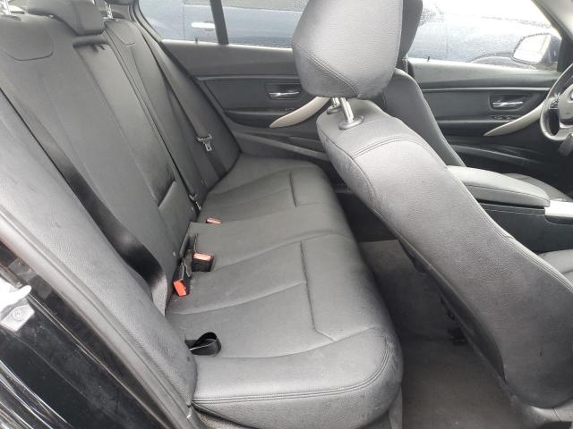 WBA8E5G57JNV02492 BMW 320 XI